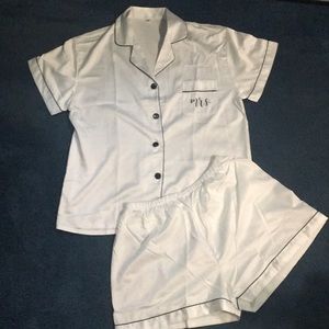 Wedding pjs Mrs. personalized White NWOT XL